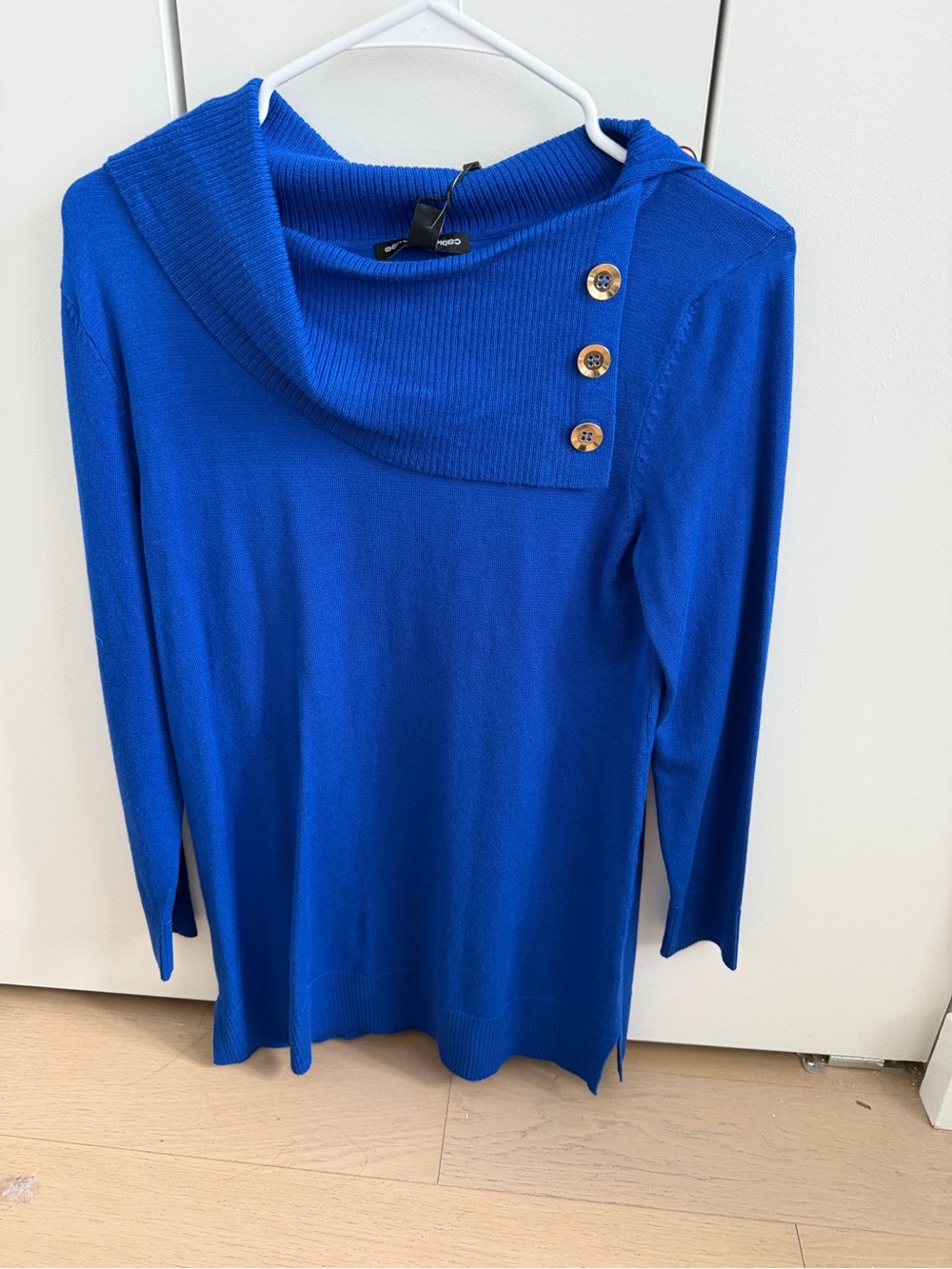Cable & Gauge Cobalt Blue Sweater with Gold Buttons on Collar - Small - NWT